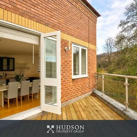 Ironbridge Townhouse With Roof Terrace And Parking Villa Exterior photo