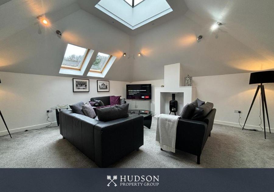Townhouse With Roof Terrace And Parking Holiday home Ironbridge